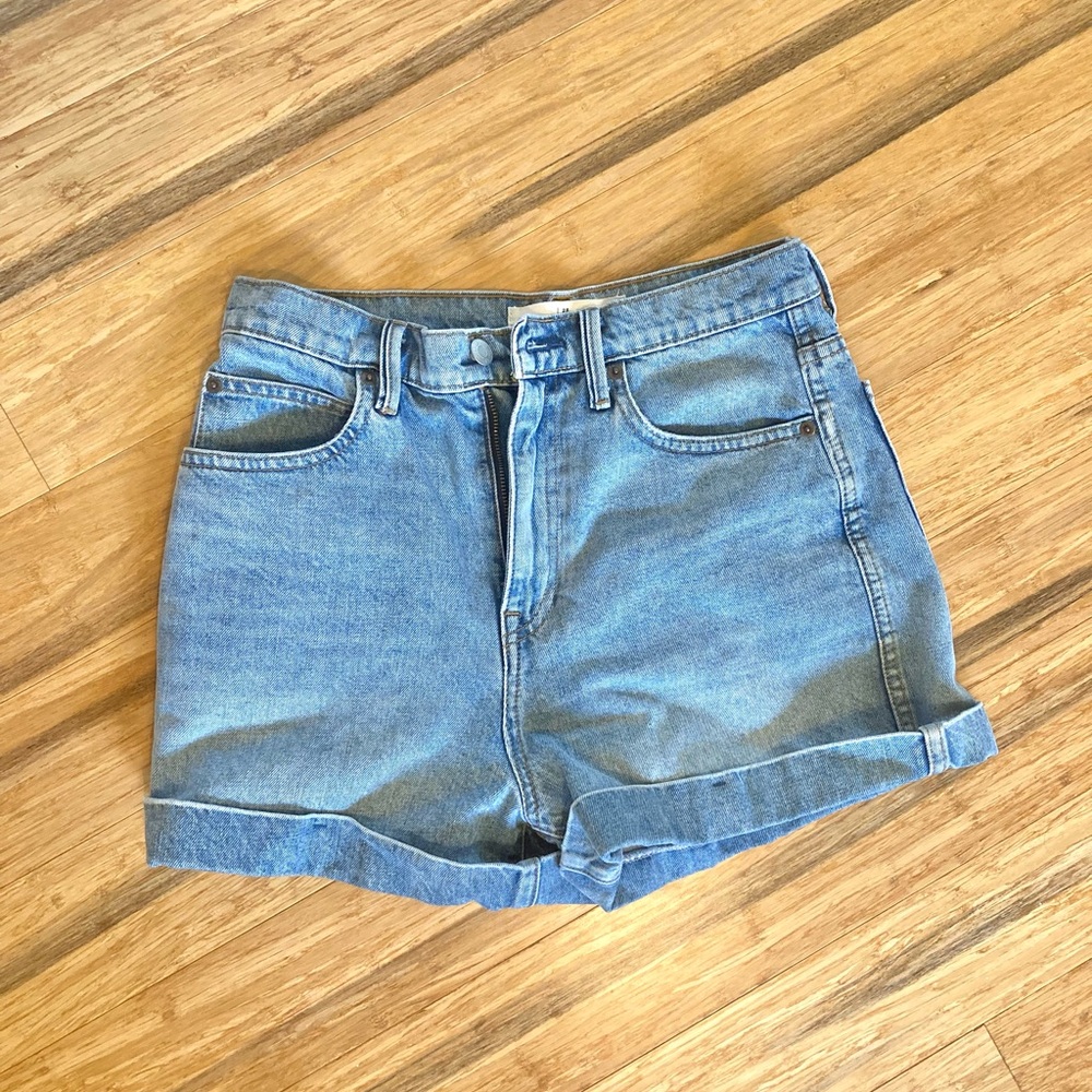 Gap 1969 Super High Rise Shorts